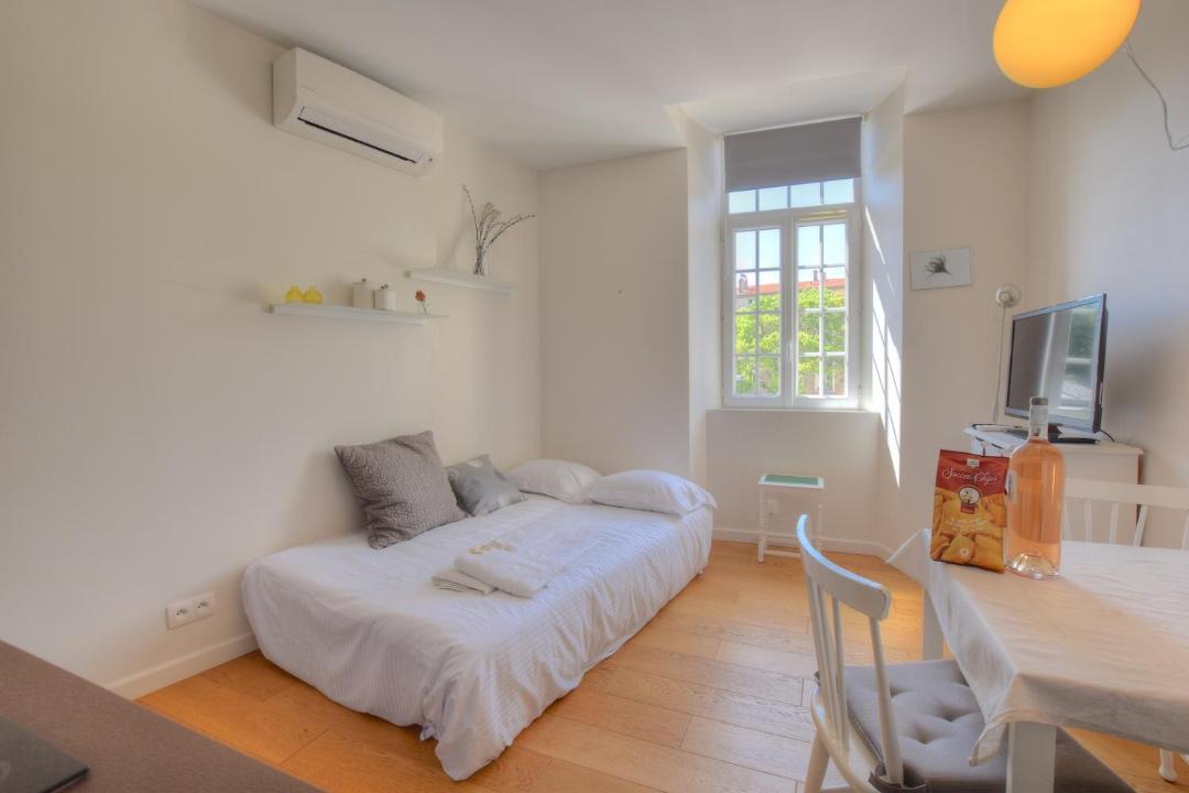 Photo of Bedroom in Antibes Old Town