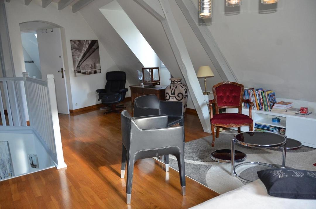 Photo of Livingroom in Saint-Martin-des-Champs