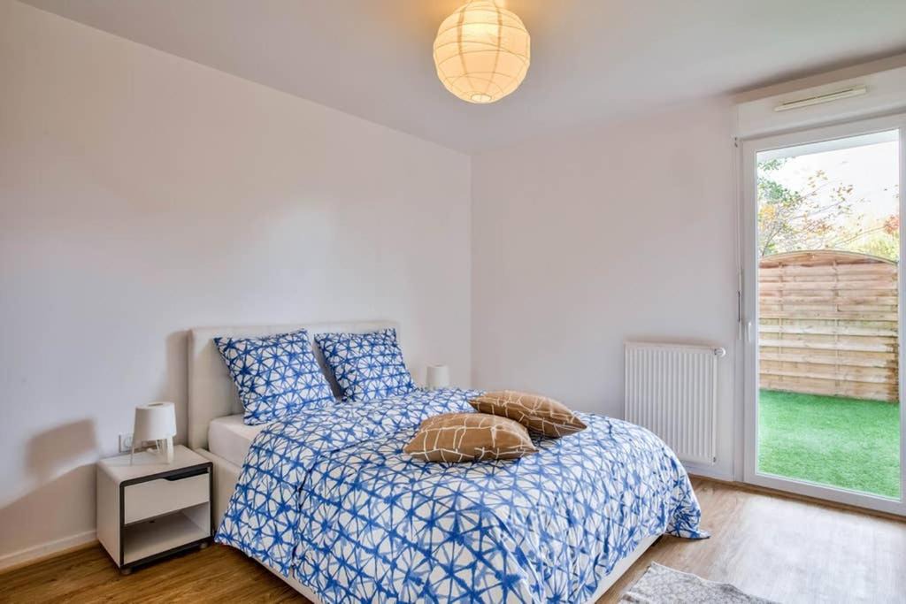 Photo of Bedroom in Orly
