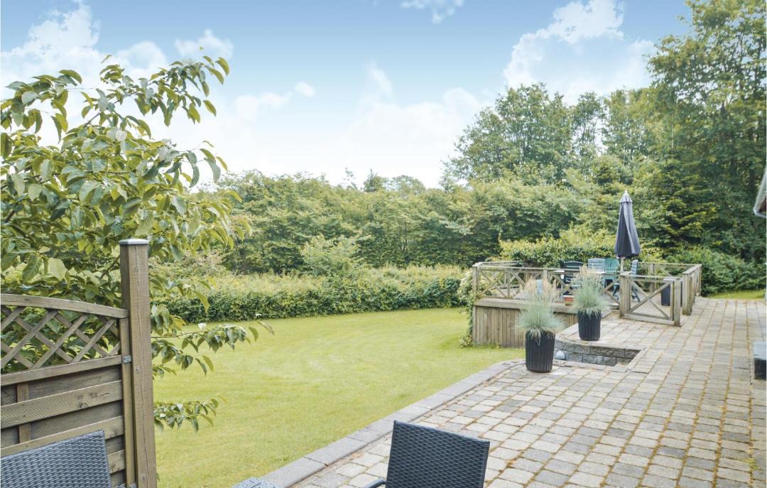 Photo of Others in Hvalpsund