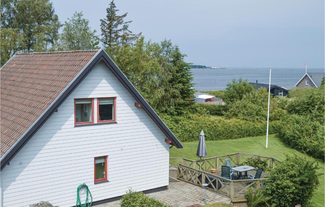Photo of Others in Hvalpsund