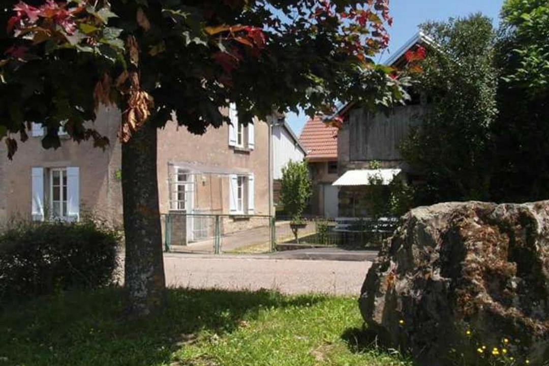 Photo of Buildings in Breurey-les-Faverney