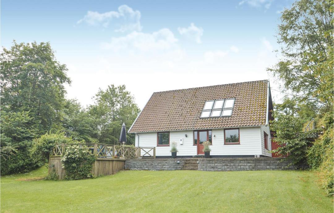 Photo of Others in Hvalpsund