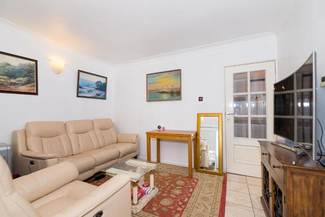 Photo of Livingroom in High Barnet