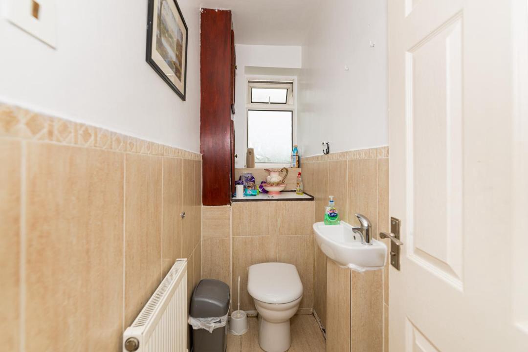 Photo of Bathroom in High Barnet