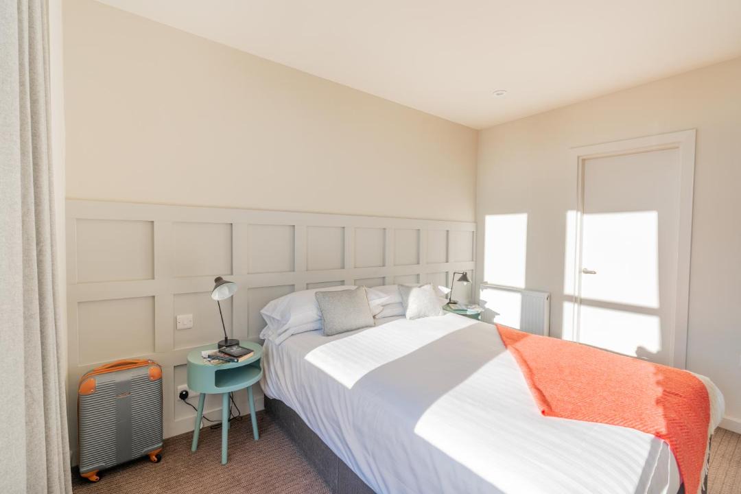 Photo of Others in Peebles