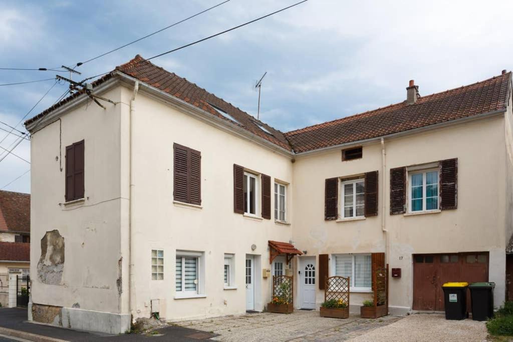 Photo of Buildings in Monchy-Saint-Eloi