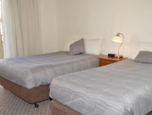 Photo of Others in Redland Bay