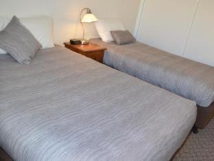 Photo of Others in Redland Bay