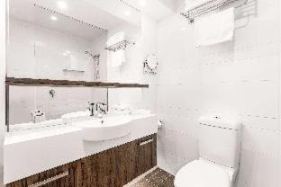 Photo of Others in Taylors Lakes