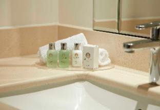 Photo of Others in Tower Hill