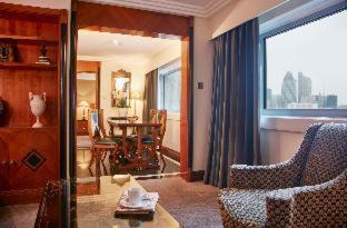 Photo of Others in Tower Hill