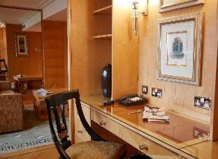 Photo of Others in Tower Hill