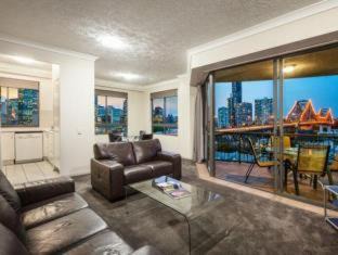 Photo of Others in Kangaroo Point