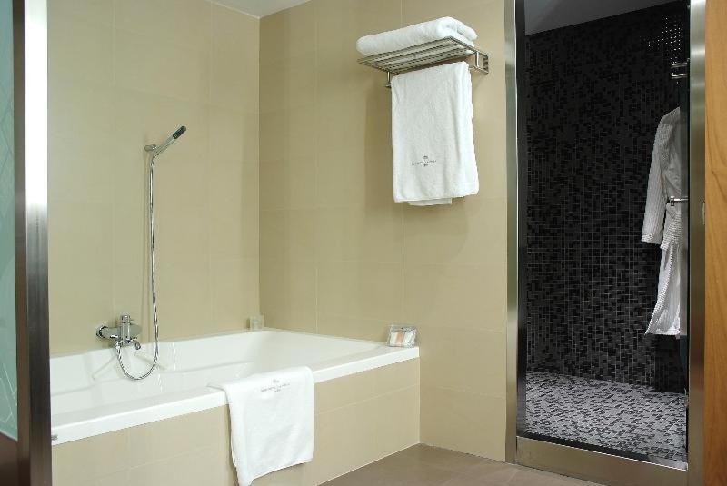 Photo of Bathroom in Pamplona City Centre