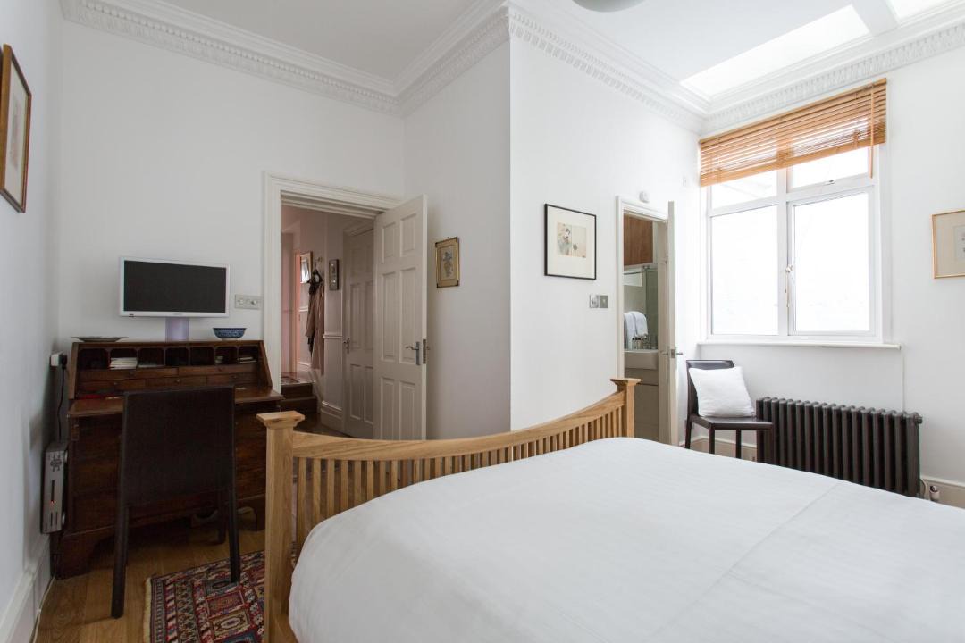 Photo of Bedroom in Pembridge