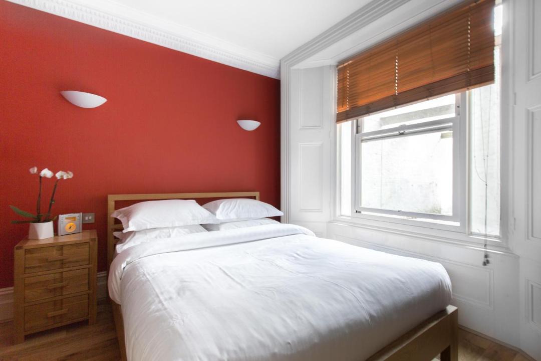 Photo of Bedroom in Pembridge