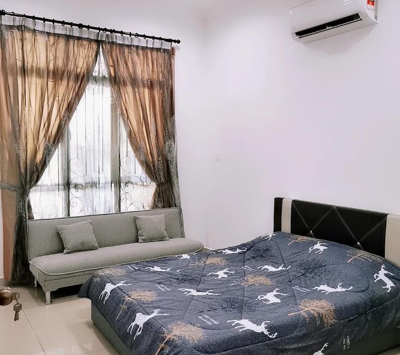 Photo of Others in Parit Raja