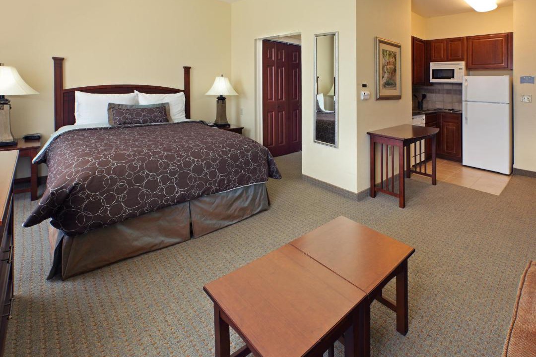 Photo of Bedroom in Lake Hamilton