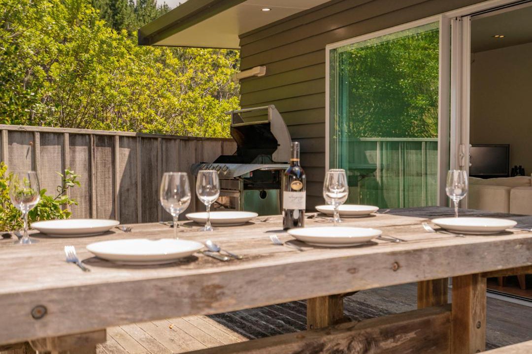 Photo of Others in Opito Bay