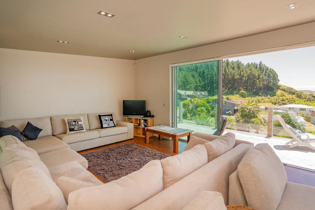 Photo of Livingroom in Opito Bay