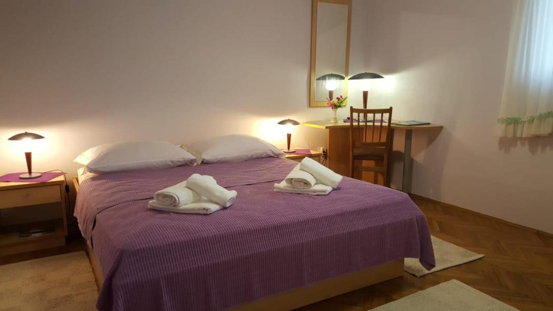 Photo of Bedroom in Lukoran