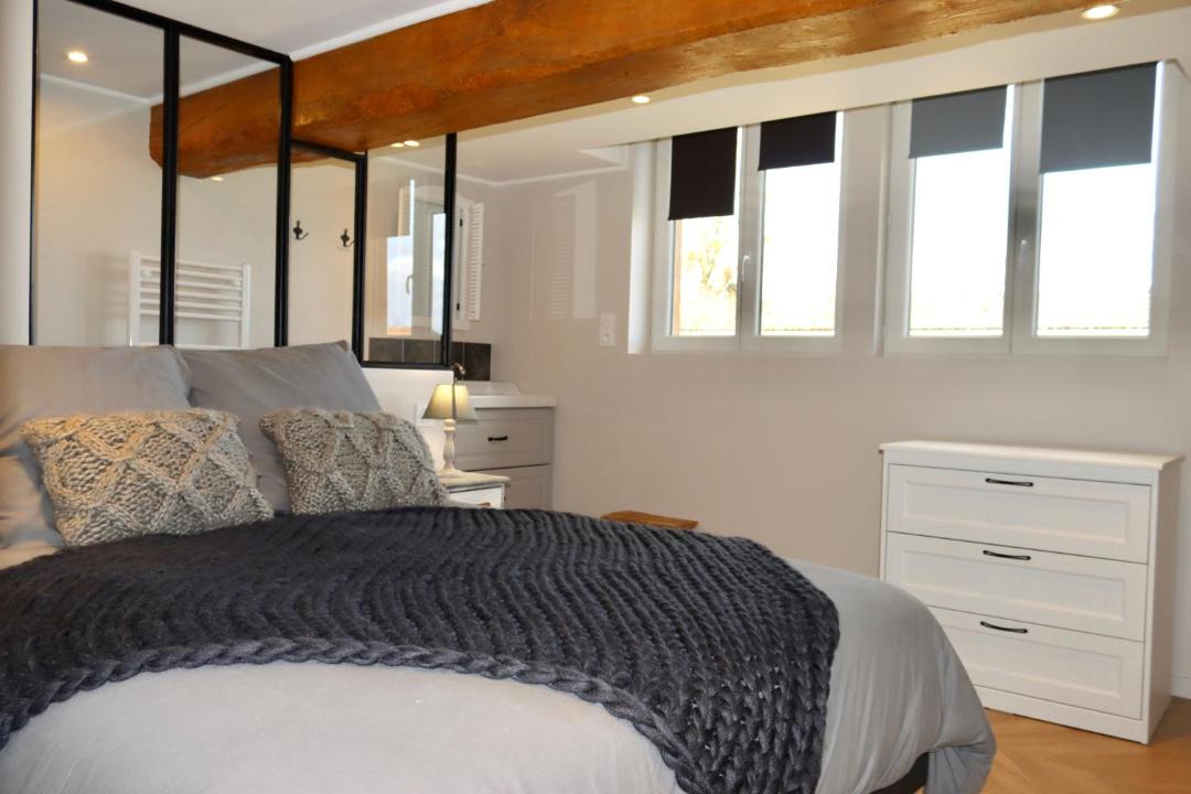 Photo of Bedroom in Glanville