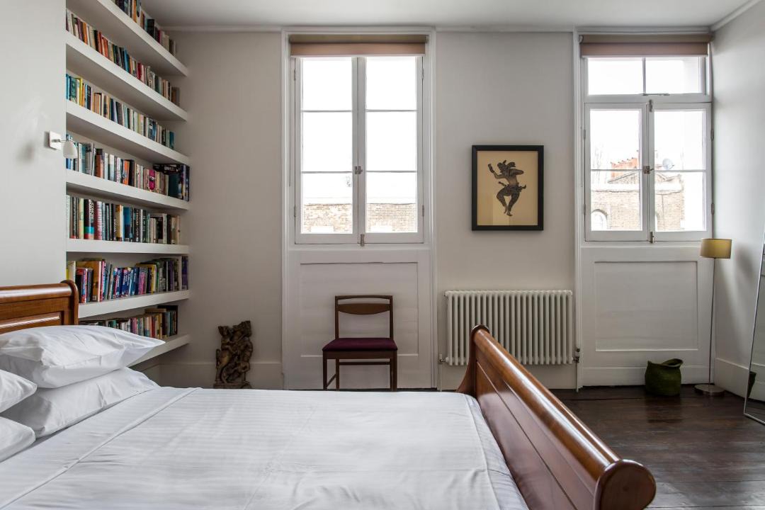 Photo of Bedroom in Angel