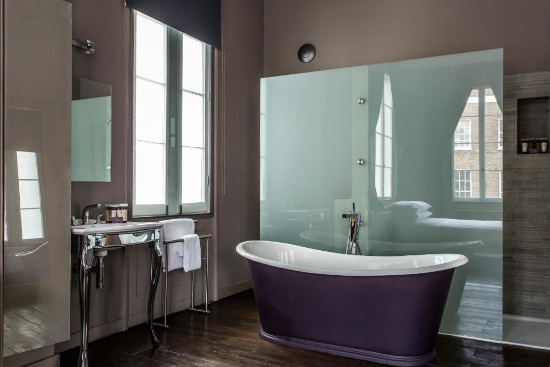 Photo of Bathroom in Angel