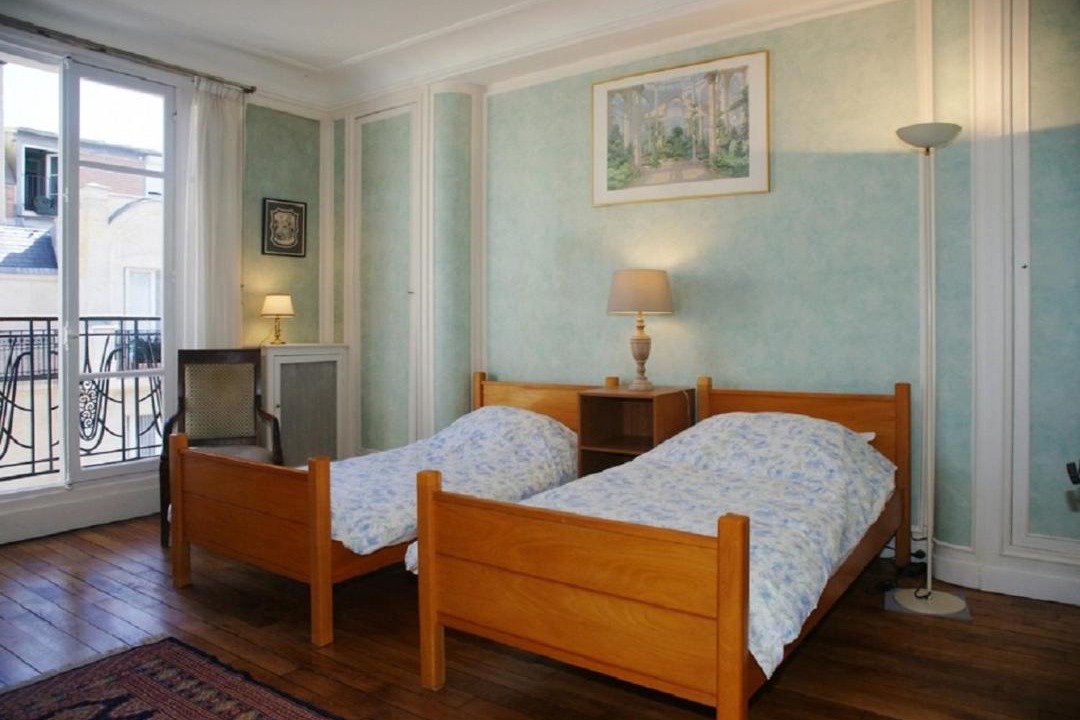 Photo of Bedroom in 16th Arrondissement