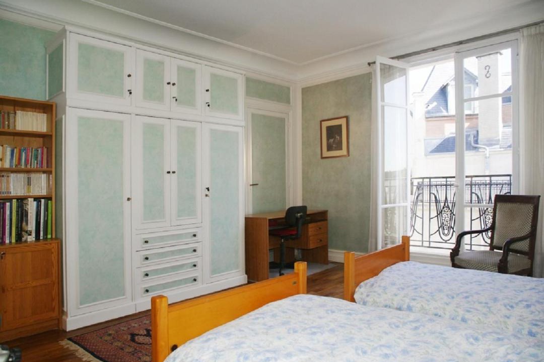 Photo of Bedroom in 16th Arrondissement