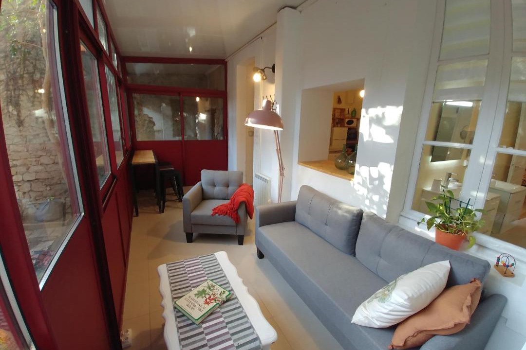 Photo of Livingroom in Convention