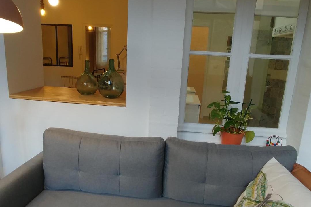 Photo of Livingroom in Convention