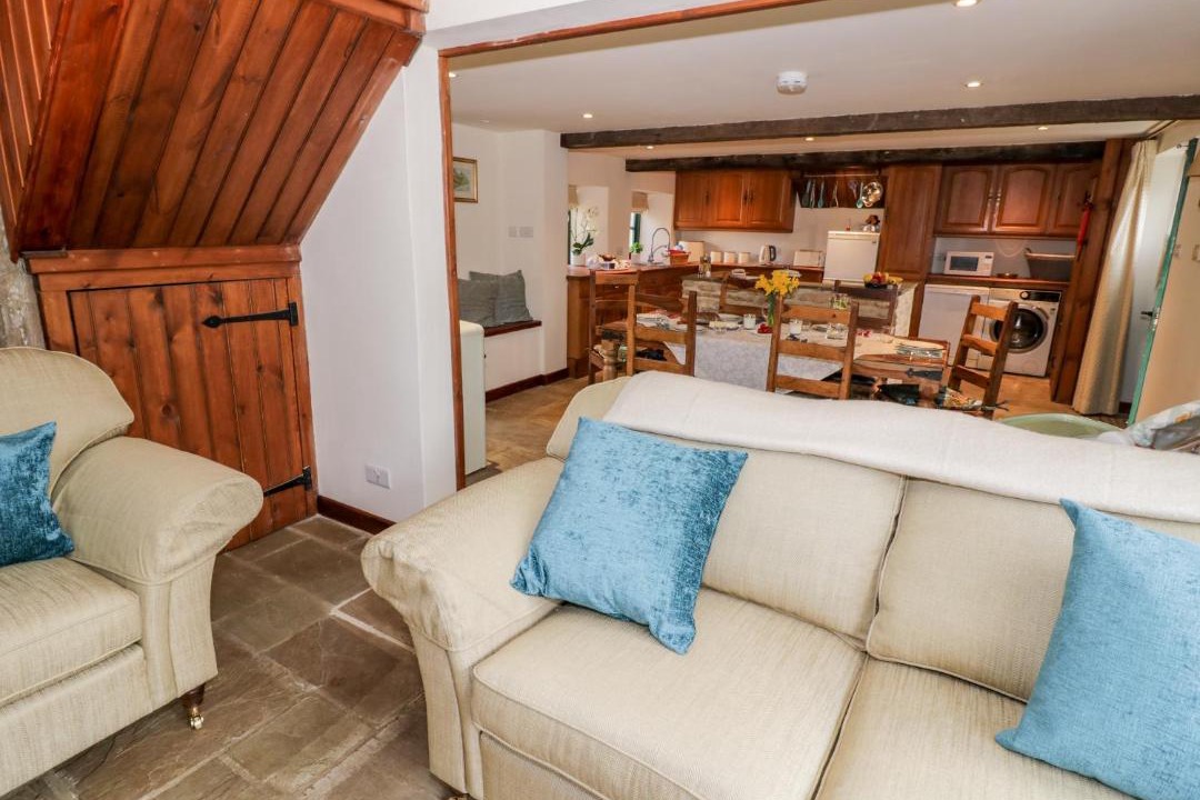 Photo of Others in Elkstone