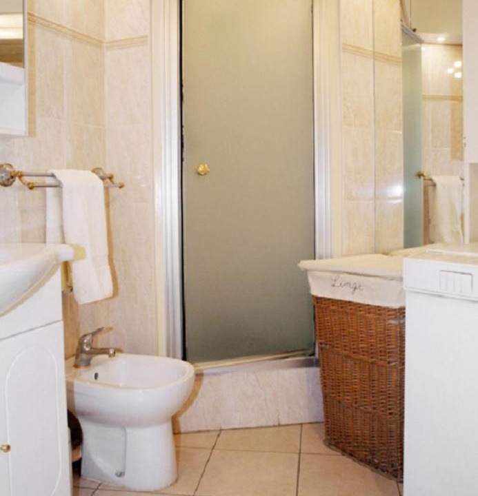 Photo of Bathroom in 16th Arrondissement