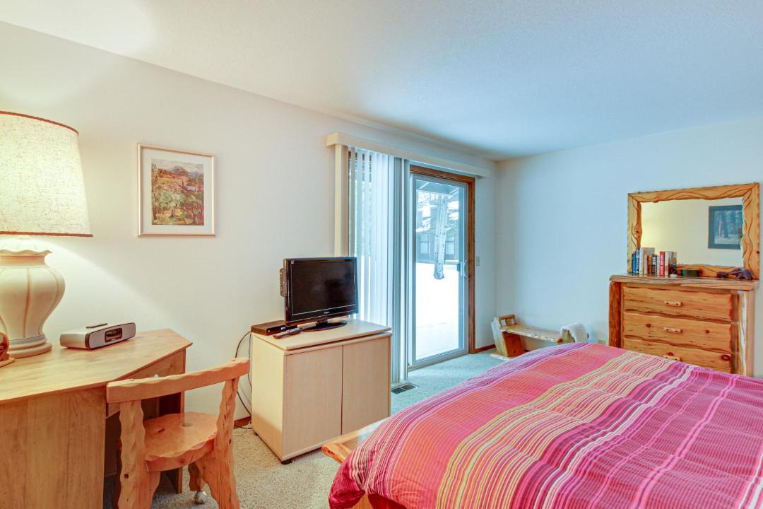 Photo of Bedroom in Sunriver