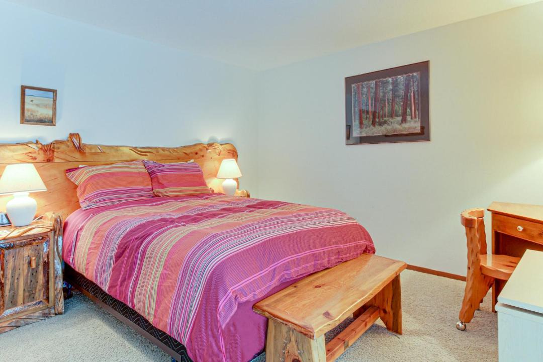 Photo of Bedroom in Sunriver