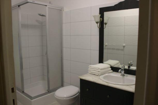 Photo of Bathroom in Varenne-l'Arconce