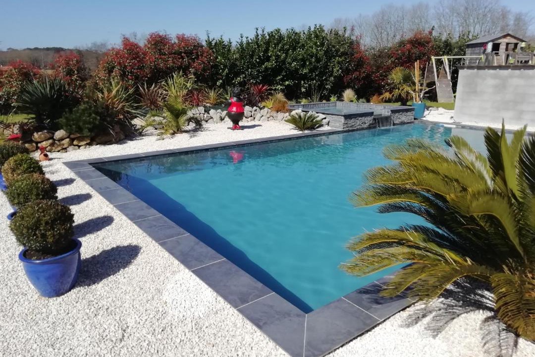 Photo of Others in Josse