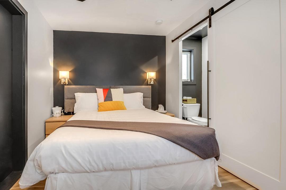 Photo of Bedroom in Desjardins