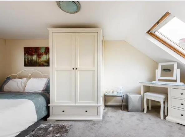 Photo of Others in Alperton