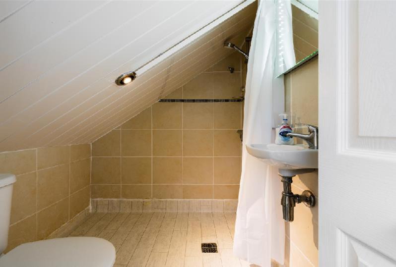 Photo of Bathroom in Alperton