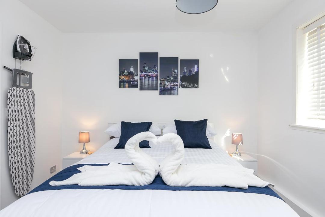 Photo of Bedroom in Broad Green