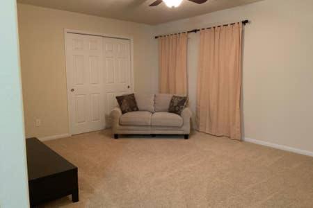 Photo of Livingroom in Barker