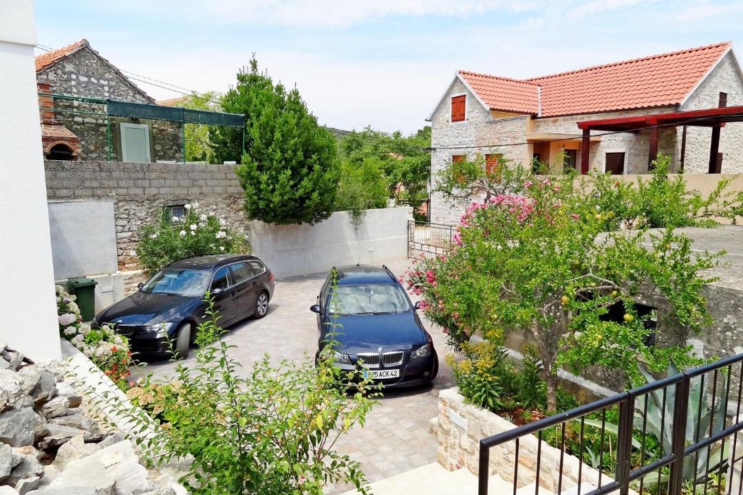Photo of Others in Vrboska