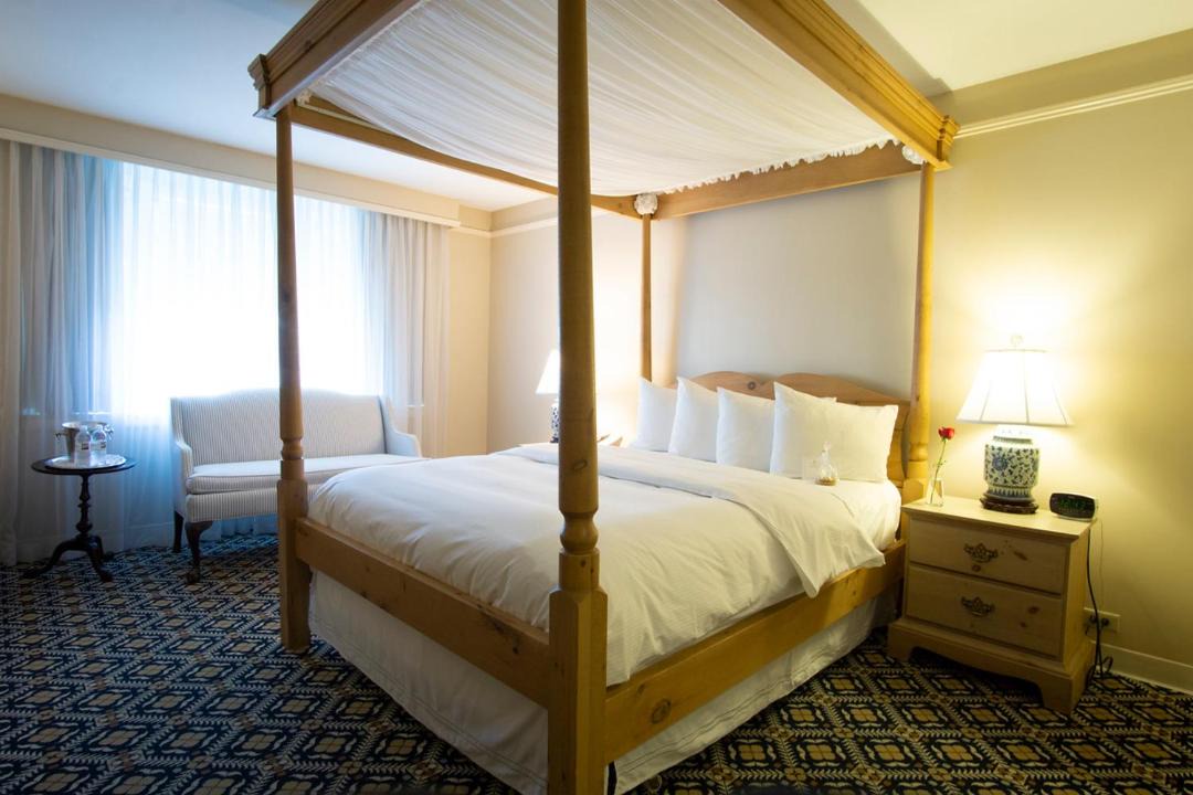 Photo of Bedroom in Simsbury Center