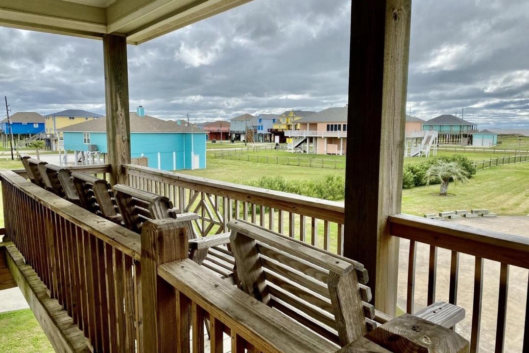 Photo of Patio Balcony in Crystal Beach