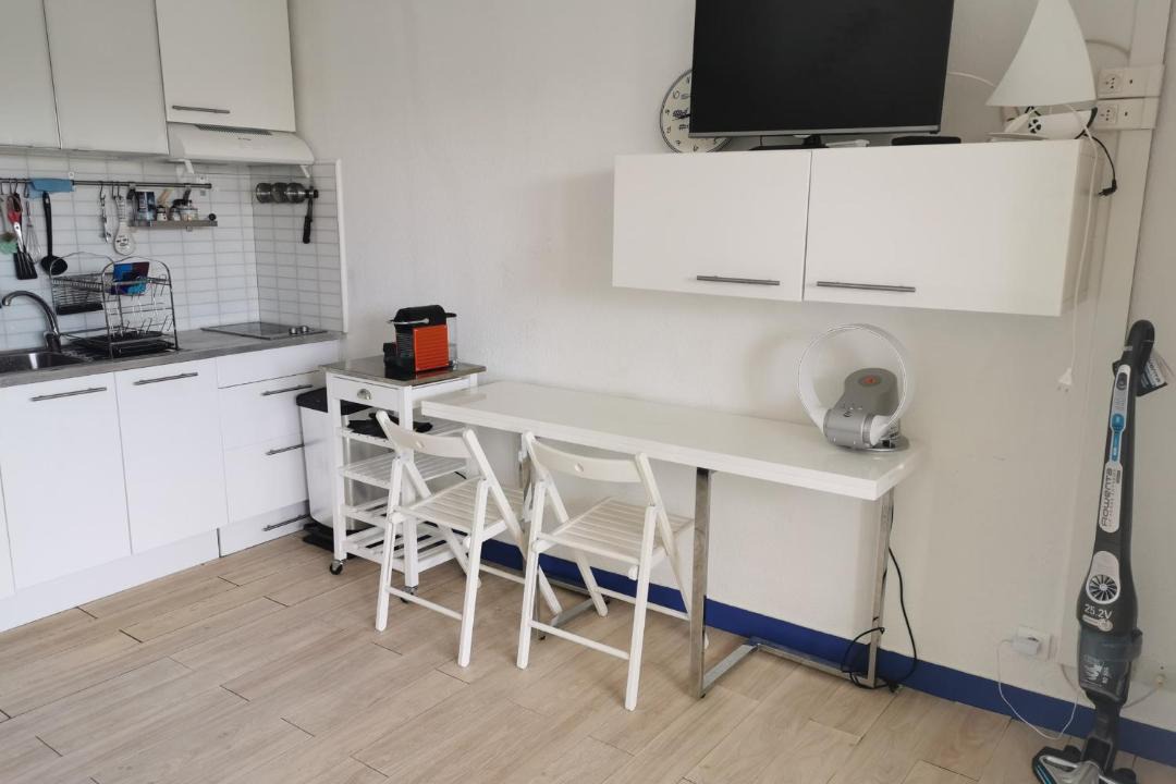 Photo of Kitchen in Le Grau-Du-Roi