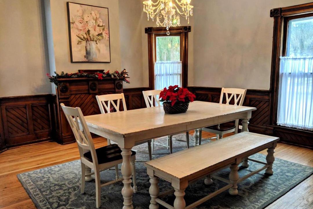 Photo of Livingroom in Ellicottville