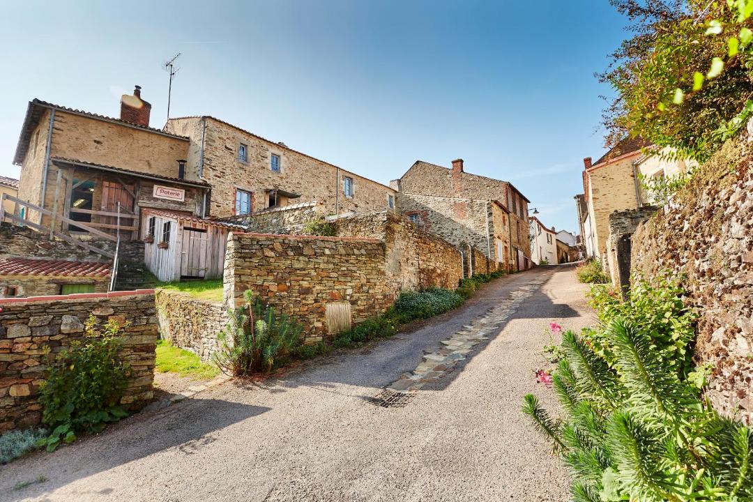 Photo of Others in Mouchamps